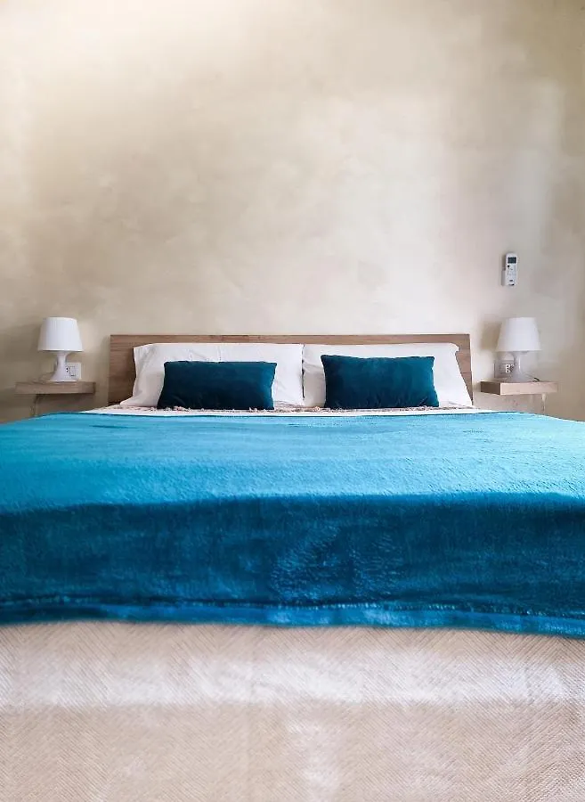 Apartment The Hat Olbia Italy